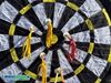 Darts-Spel-Groot-Opblaasbaar-Huren-Broekiesverhuur-003 Darts-Spel-Groot-Opblaasbaar-Huren-Broekiesverhuur-003