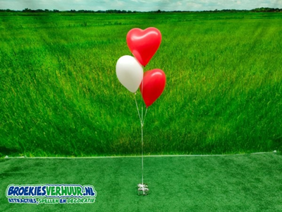 Gronddecoratie 3 Hart Ballonnen