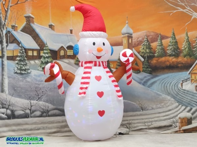 Sneeuwman Opblaasbaar met snoep 2 meter