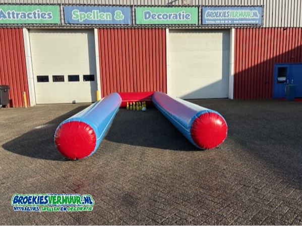 Voetbal-Bowling-XL-Huren