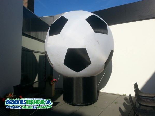 Voetbal-Opblaasbaar-Blikvanger-3-meter